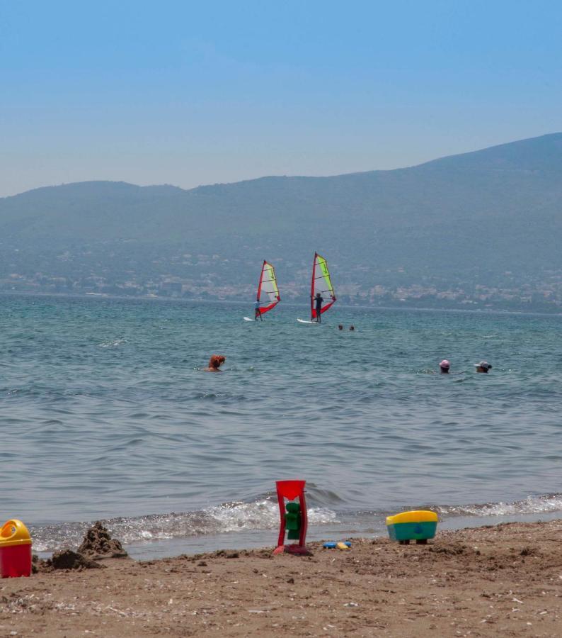 Néa Mákri Helios: Charming Beach Home Next To Crystal Waters מראה חיצוני תמונה